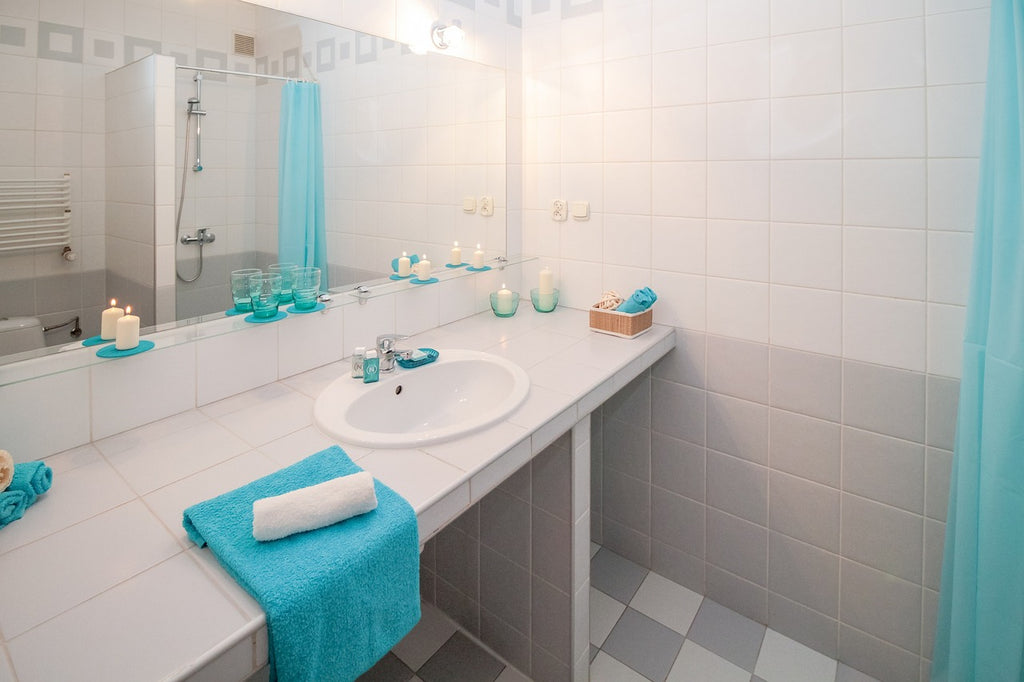 Miroir de salle de bain : les options déco qui s’offrent à vous !