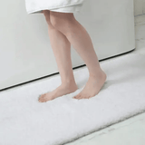 tapis de salle de bain blanc
