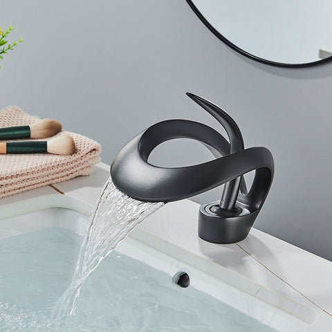 Robinet salle de bain moderne - L'Univers du Bain